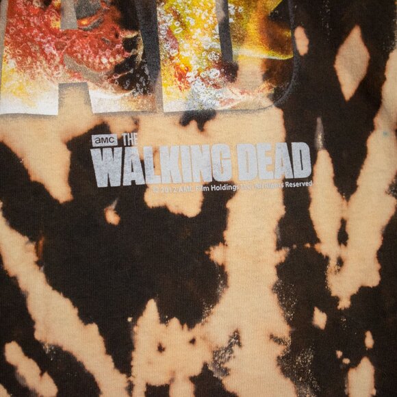 Vintage 2012 AMC The Walking Dead Acid wash Tee - Picture 5 of 8